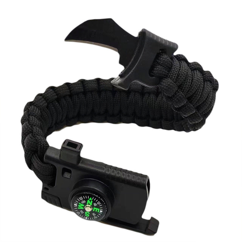 Multifunctional Survival Paracord Bracelet